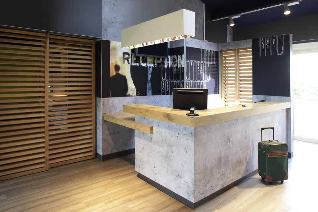 Ibis Budget 타르브 외부 사진